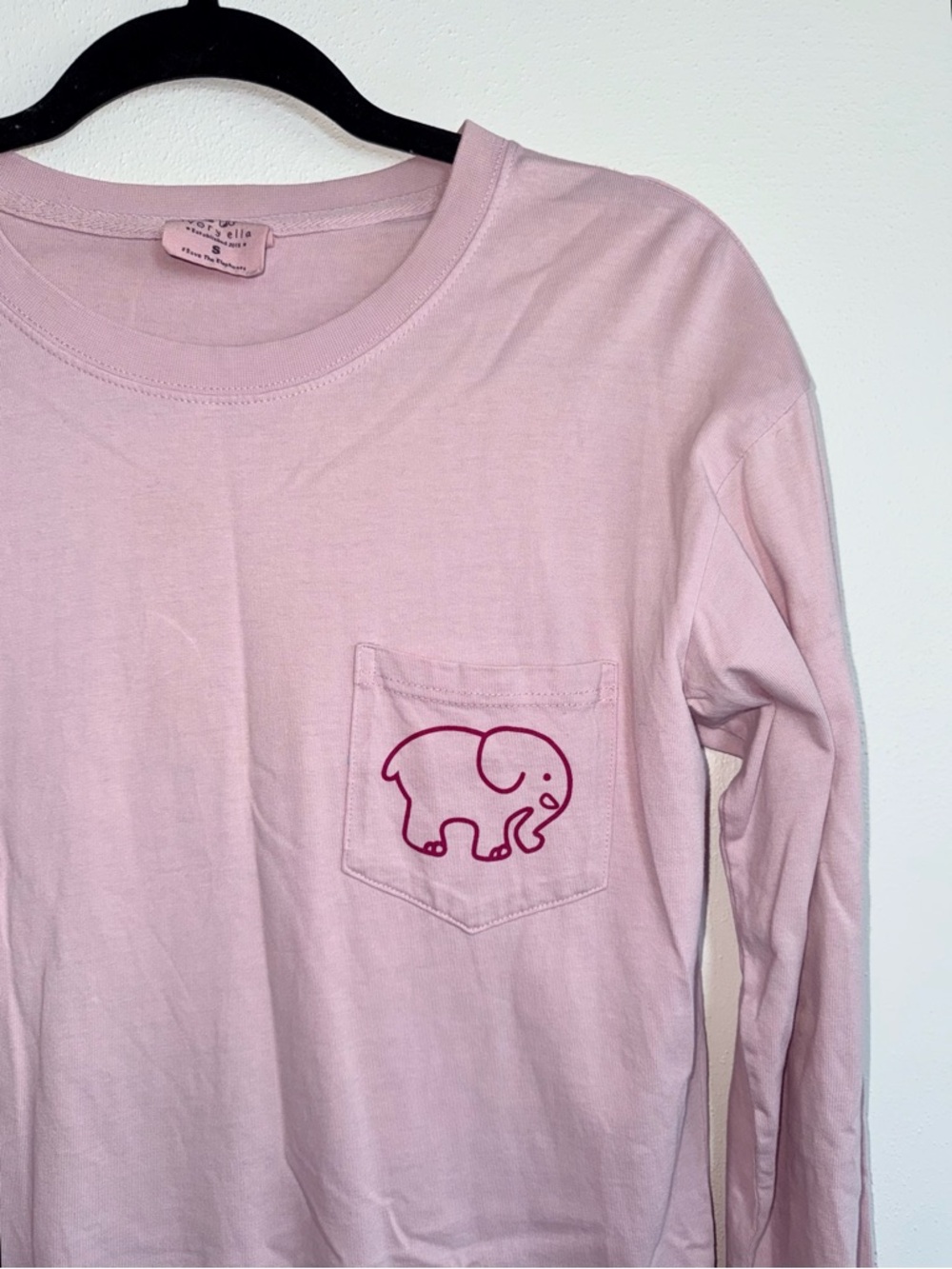 Ivory Ella Paisley Elephant Graphic Tee Light Pink Long Sleeve Small Women’s - Picture 3 of 11
